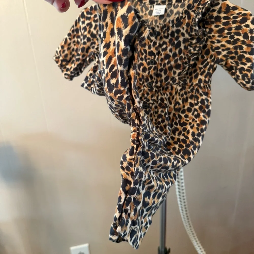 Bundle of 2-Old Navy 0-3 Months. Snap Legs.‎ Red Plaid and Leopard Print Rompers